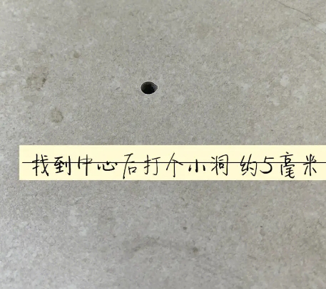 汉阴瓷砖空鼓维修公司专业解答在瓷砖铺贴过程中，如果砂料搅拌不均匀，将会带来以下问题
