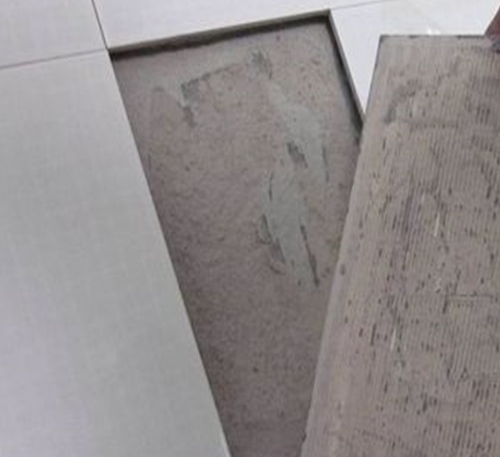 汉阴瓷砖空鼓维修公司分享瓷砖铺贴时如果打浆（即涂抹在瓷砖背面和基层上的砂浆或瓷砖胶）过少，会带来以下问题